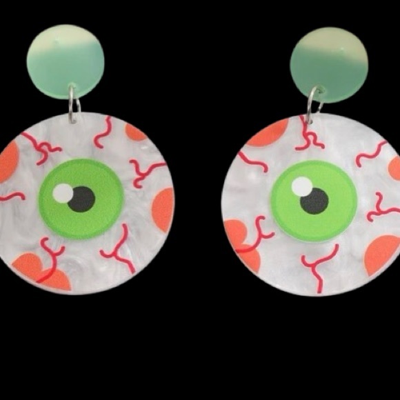 🚨Halloween eyeball earrings🚨 - Picture 3 of 3